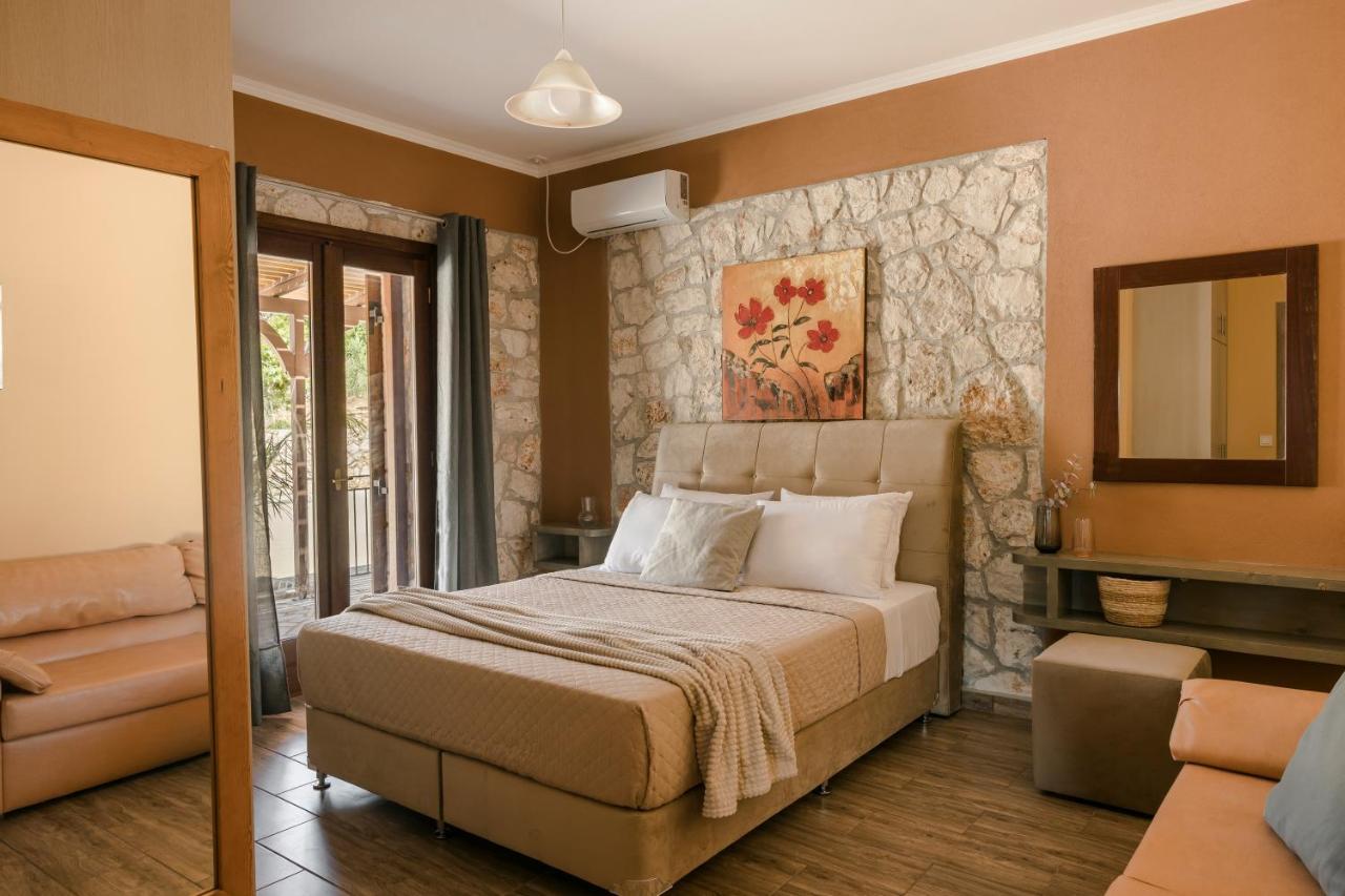 Saint Nicholas 4 * Razáta